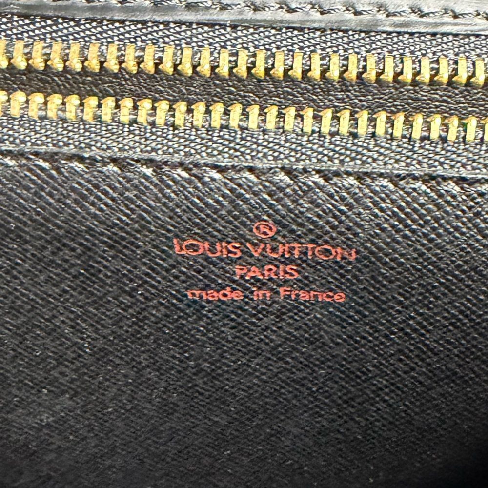 VINTAGE Louis Vuitton Monceau Black Epi Leather Handbag - Picture 13 of 13
